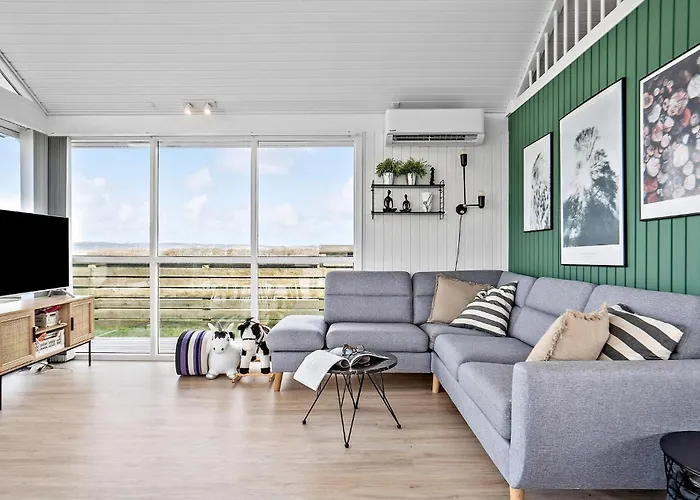 Ferienhaus Lovely In